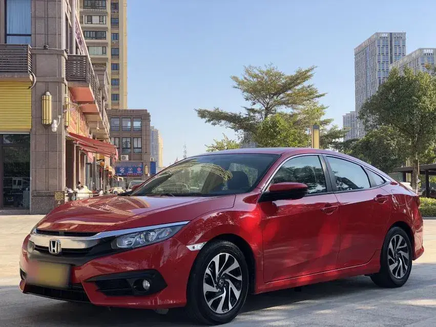 2016 Honda Civic 1.5T 177HP L4 CVT