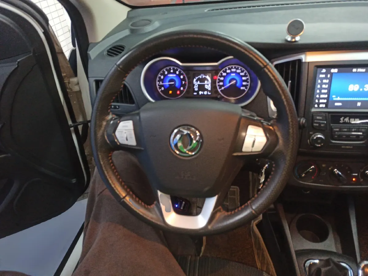 2016 DongFeng Aeolus AX3 1.5L 116HP L4 5MT,autocango,china used car exporter,china ev exporter,chinese used car exporter,chinese used ev exporter