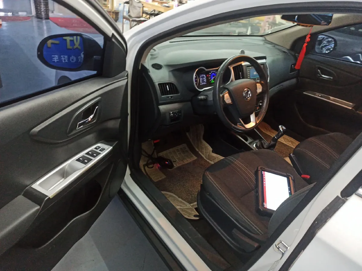 2016 DongFeng Aeolus AX3 1.5L 116HP L4 5MT,autocango,china used car exporter,china ev exporter,chinese used car exporter,chinese used ev exporter