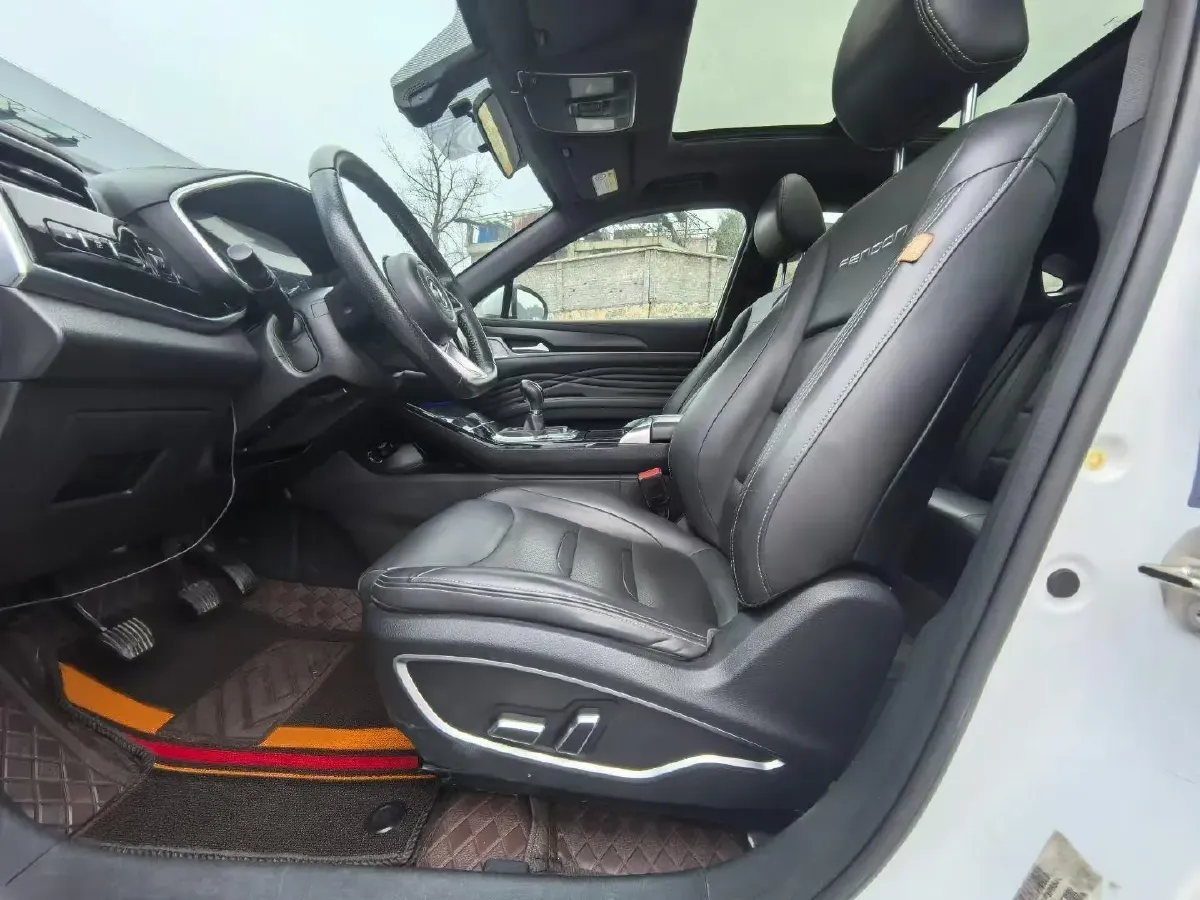 2019 DongFeng Fengon Fengon ix5 1.5T 150HP L4 6MT,autocango,china used car exporter,china ev exporter,chinese used car exporter,chinese used ev exporter