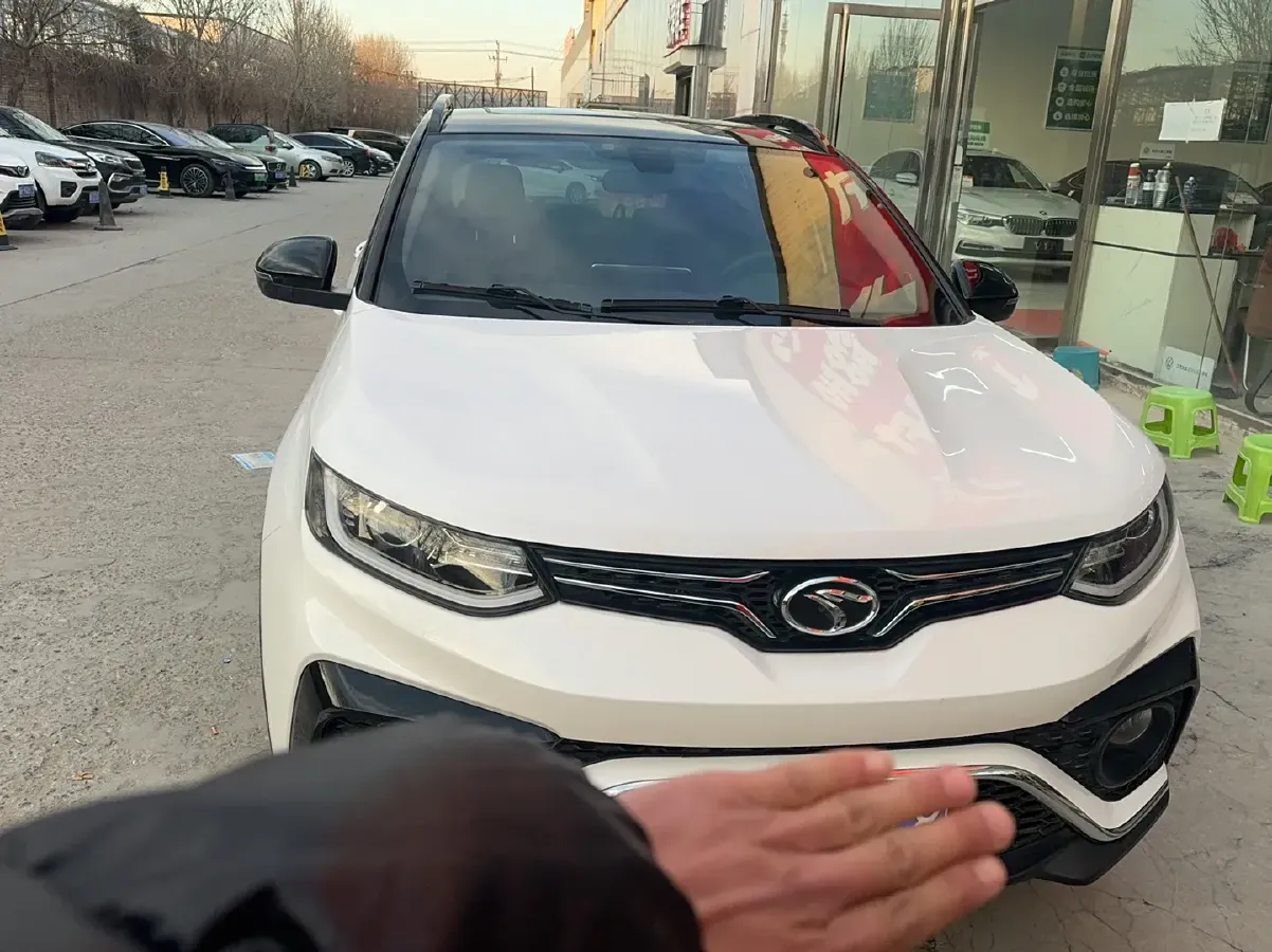 2021 Soueast DX5 1.5L 120HP L4 5MT,autocango,china used car exporter,china ev exporter,chinese used car exporter,chinese used ev exporter