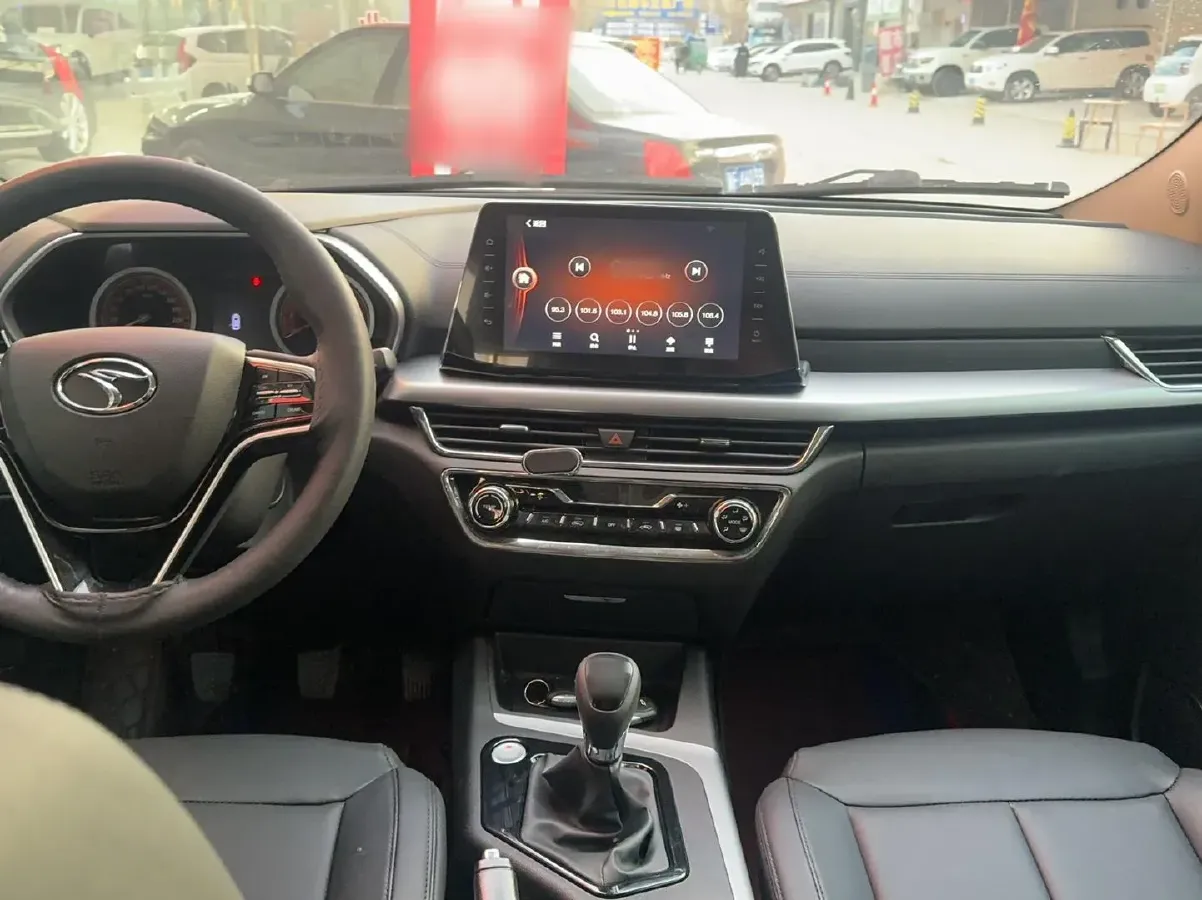 2021 Soueast DX5 1.5L 120HP L4 5MT,autocango,china used car exporter,china ev exporter,chinese used car exporter,chinese used ev exporter