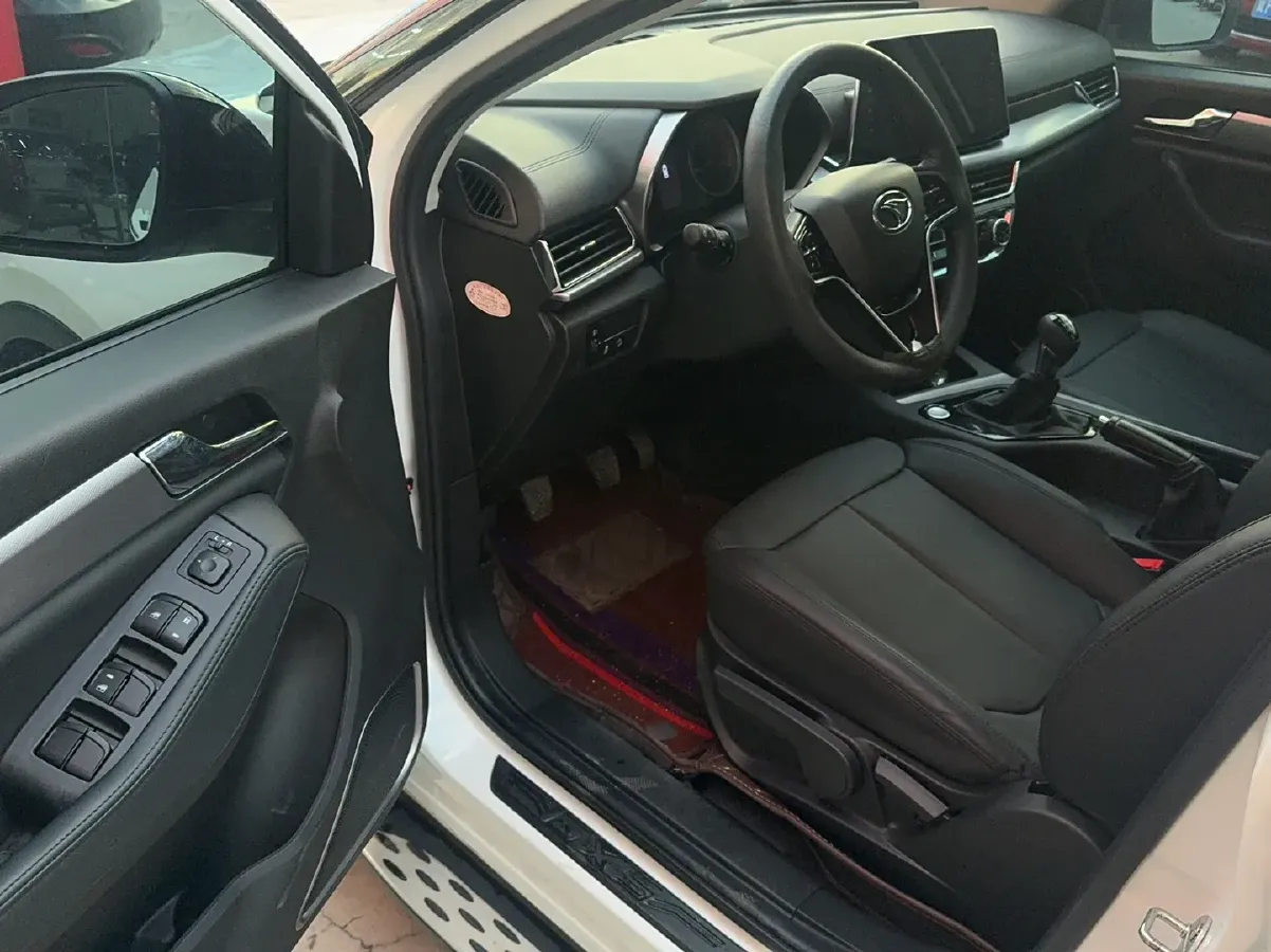 2021 Soueast DX5 1.5L 120HP L4 5MT,autocango,china used car exporter,china ev exporter,chinese used car exporter,chinese used ev exporter