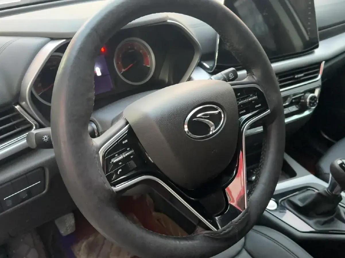 2021 Soueast DX5 1.5L 120HP L4 5MT,autocango,china used car exporter,china ev exporter,chinese used car exporter,chinese used ev exporter