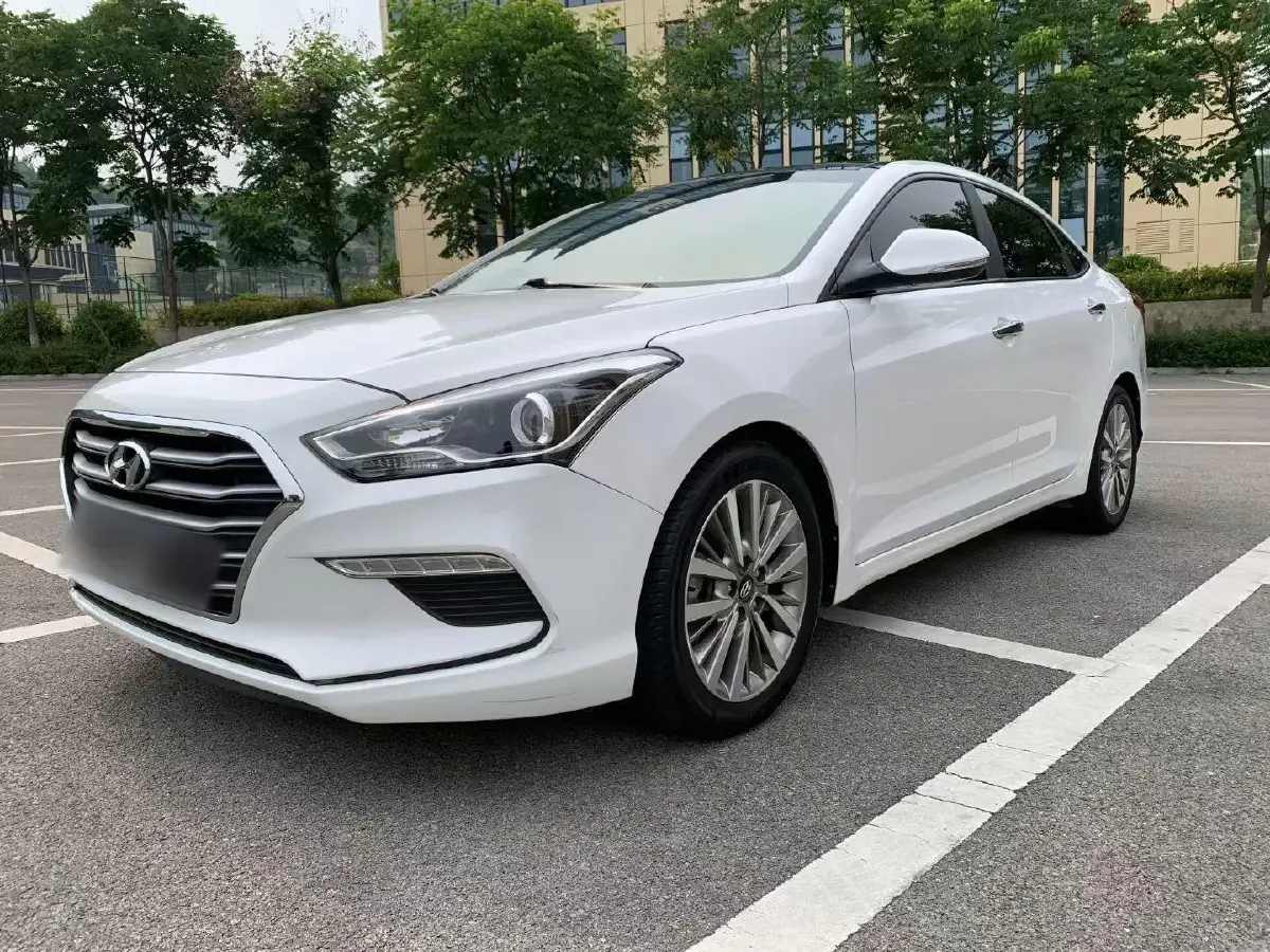 2017 Hyundai Mistra 1.8L 143HP L4 6AT