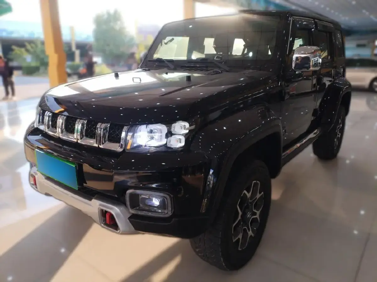2018 BeiJing BJ40 2.3T 250HP L4 6AT