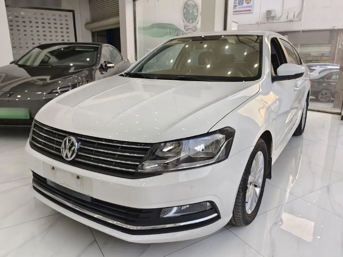 2017 Volkswagen Lavida 1.6L 110HP L4 6AT
