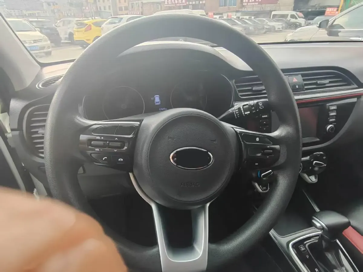 2017 Kia KX Cross 1.4L 100HP L4 6AT,autocango,china used car exporter,china ev exporter,chinese used car exporter,chinese used ev exporter