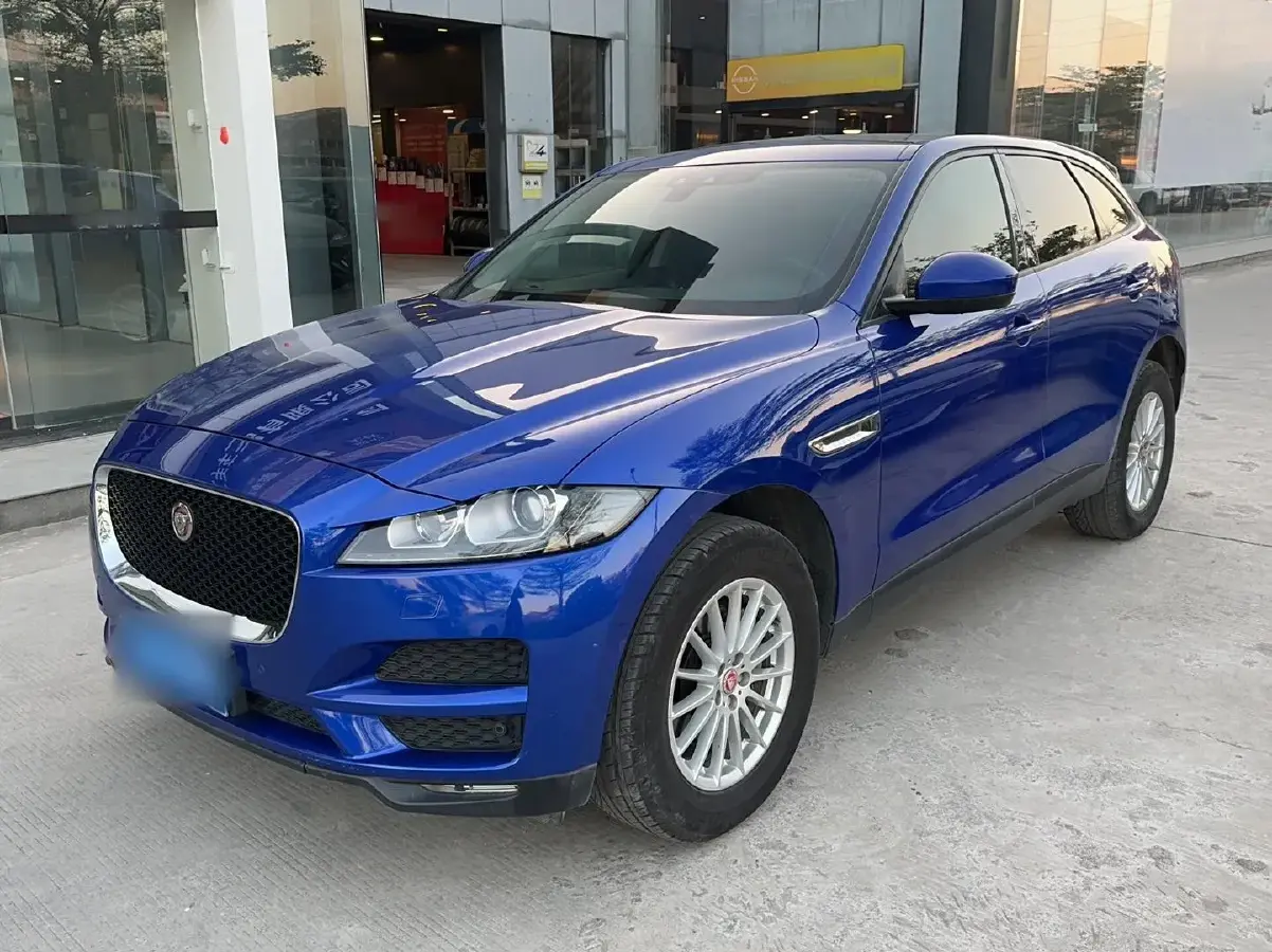 2018 Jaguar F-PACE 2.0T 250HP L4 8AT
