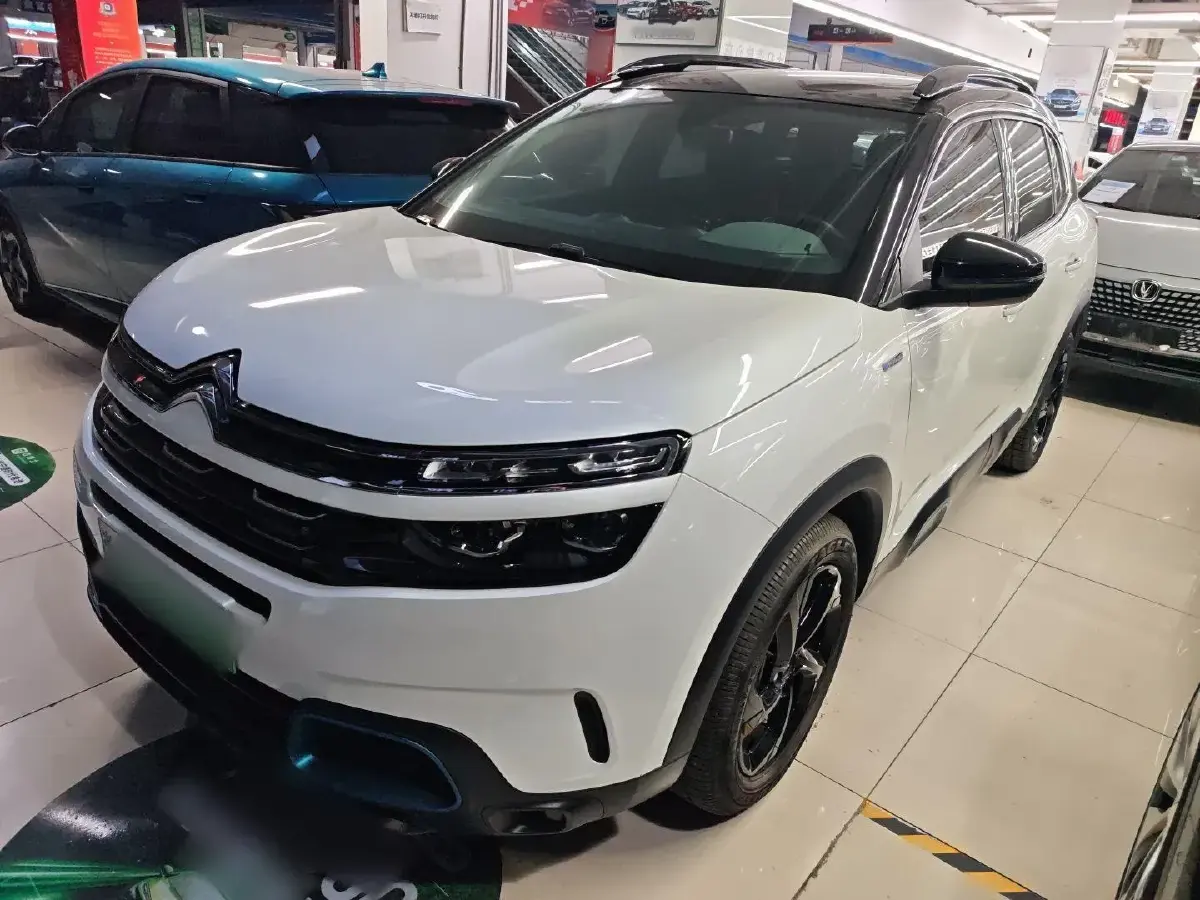 2020 Citroen C5 AircrossS 1.6T 200HP L4 8AT PHEV 12.96KWH