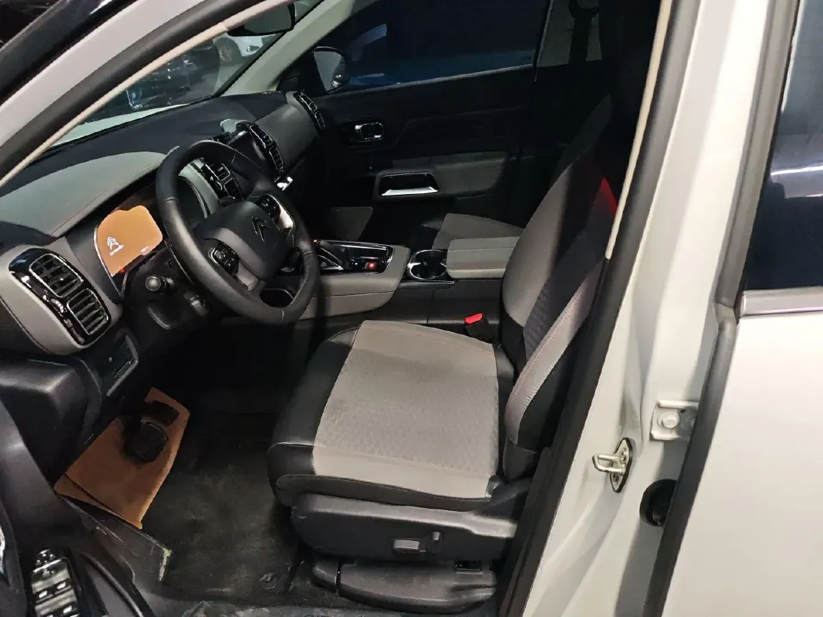 2020 Citroen C5 AircrossS 1.6T 200HP L4 8AT PHEV 12.96KWH,autocango,china used car exporter,china ev exporter,chinese used car exporter,chinese used ev exporter