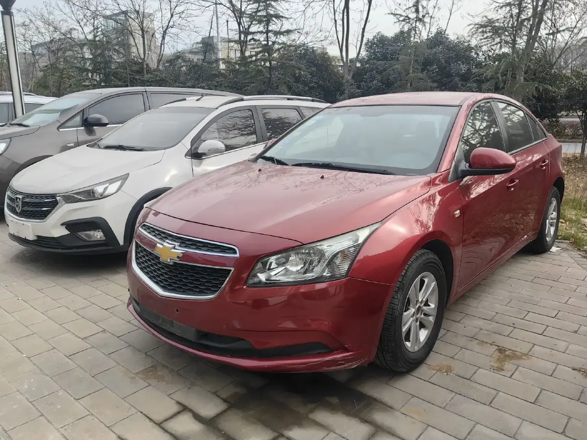 2015 Chevrolet Cruze 1.5L 113HP L4 5MT