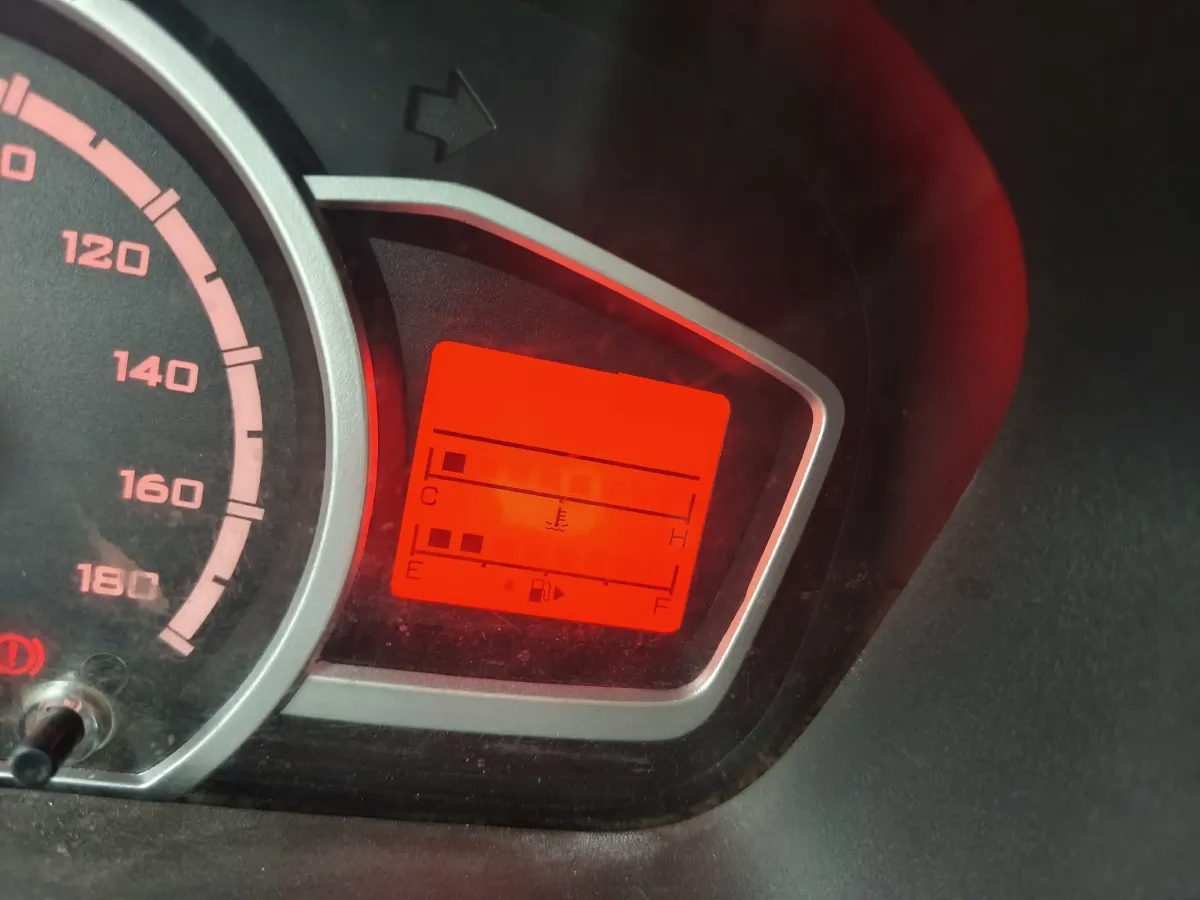 2015 ChangAn Kaicene ZhiXing 3 1.2L 98HP L4 5MT,autocango,china used car exporter,china ev exporter,chinese used car exporter,chinese used ev exporter