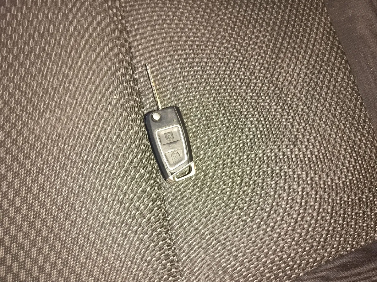 2015 ChangAn Kaicene ZhiXing 3 1.2L 98HP L4 5MT,autocango,china used car exporter,china ev exporter,chinese used car exporter,chinese used ev exporter