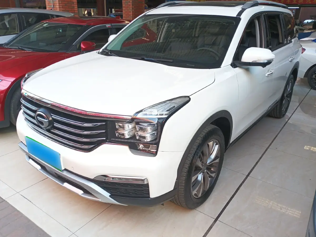 2017 GAC Trumpchi GS8 2.0T 201HP L4 6AT