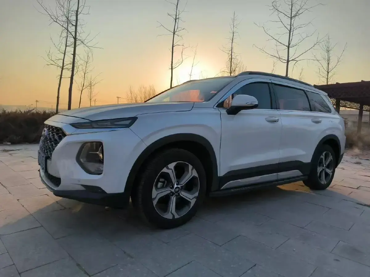2020 Hyundai Santafe 2.0T 230HP L4 8AT