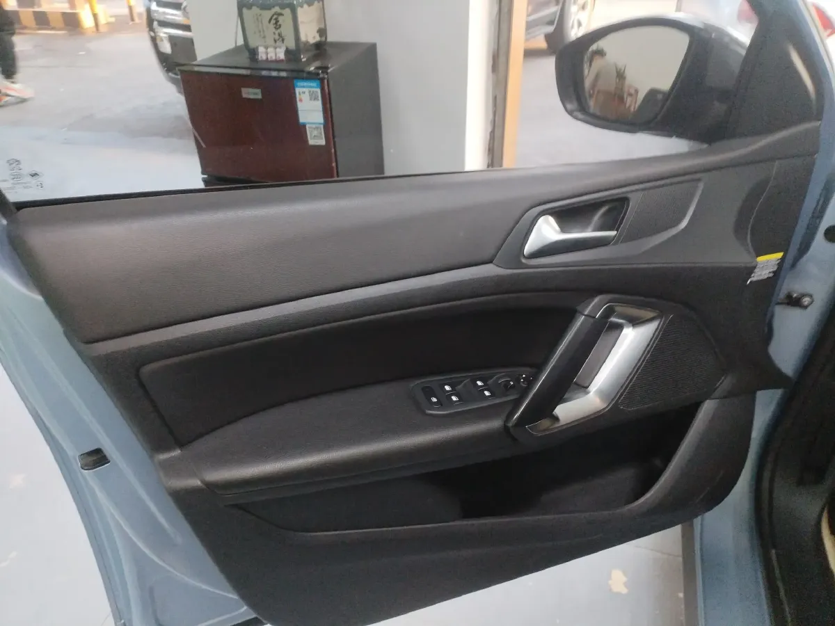 2015 Peugeot 308S 1.6T 167HP L4 6AT,autocango,china used car exporter,china ev exporter,chinese used car exporter,chinese used ev exporter