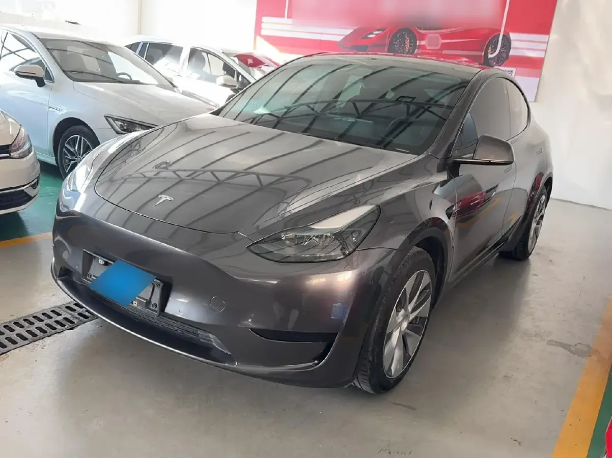 2022 Tesla Model Y BEV 60KWH