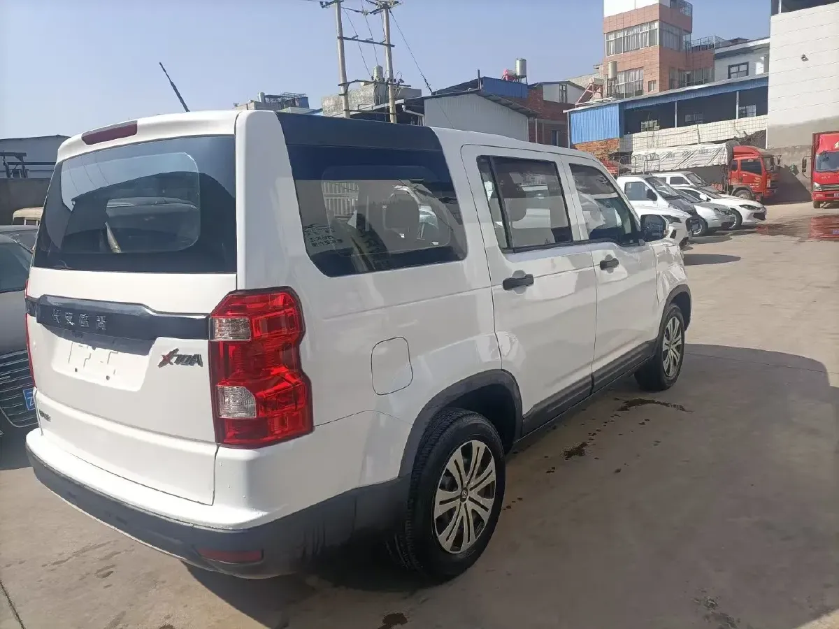 2019 ChangAn Oshan X70A 1.5L 107HP L4 5MT,autocango,china used car exporter,china ev exporter,chinese used car exporter,chinese used ev exporter
