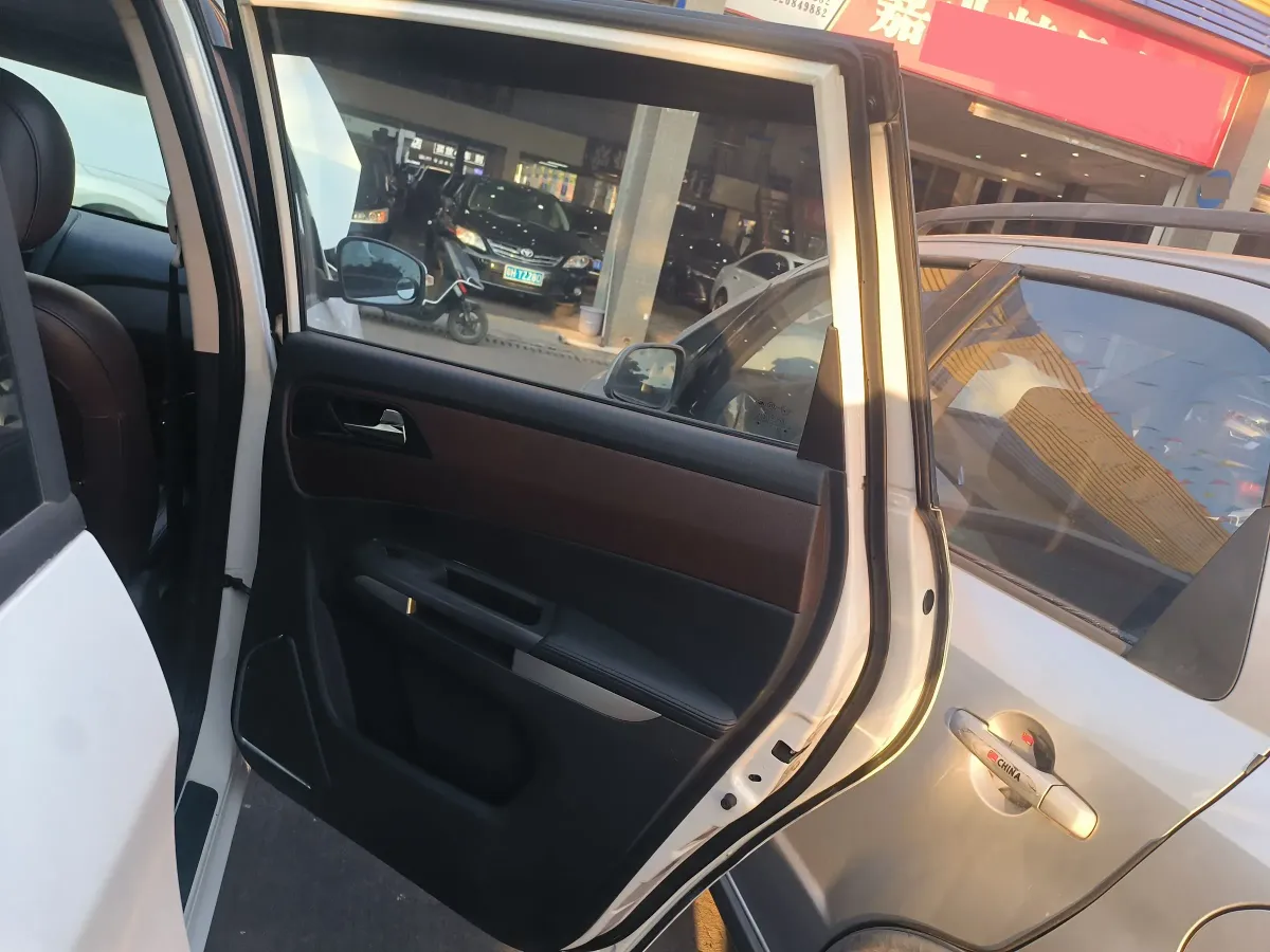 2017 HaiMa Family MPV 1.5T 156HP L4 6AT,autocango,china used car exporter,china ev exporter,chinese used car exporter,chinese used ev exporter