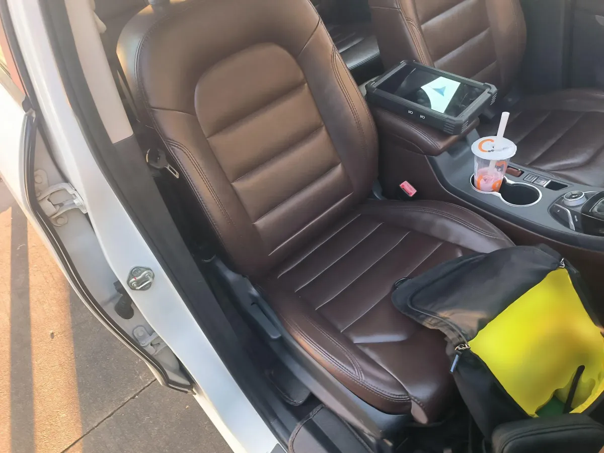 2017 HaiMa Family MPV 1.5T 156HP L4 6AT,autocango,china used car exporter,china ev exporter,chinese used car exporter,chinese used ev exporter