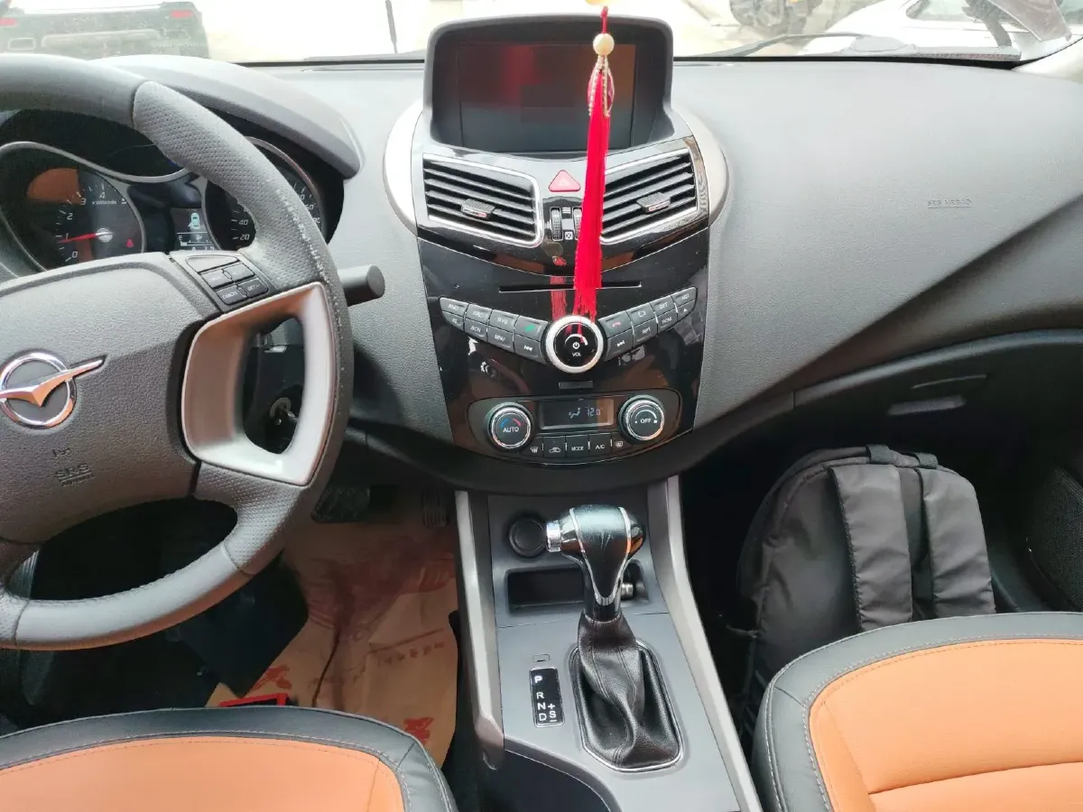 2017 HaiMa S5 1.5T 163HP L4 CVT,autocango,china used car exporter,china ev exporter,chinese used car exporter,chinese used ev exporter