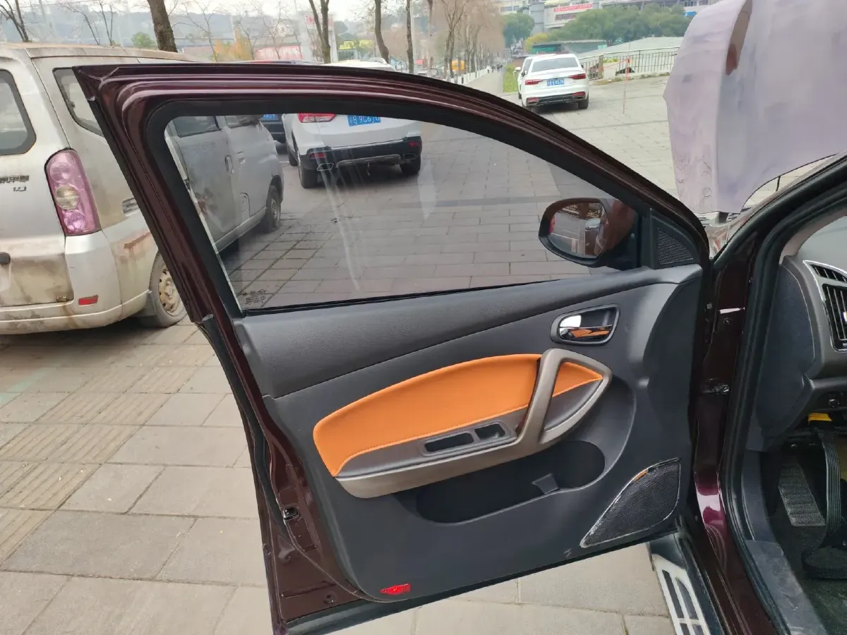 2017 HaiMa S5 1.5T 163HP L4 CVT,autocango,china used car exporter,china ev exporter,chinese used car exporter,chinese used ev exporter