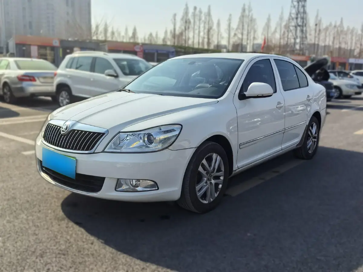2014 Skoda Octavia 1.6L 105HP L4 6AT