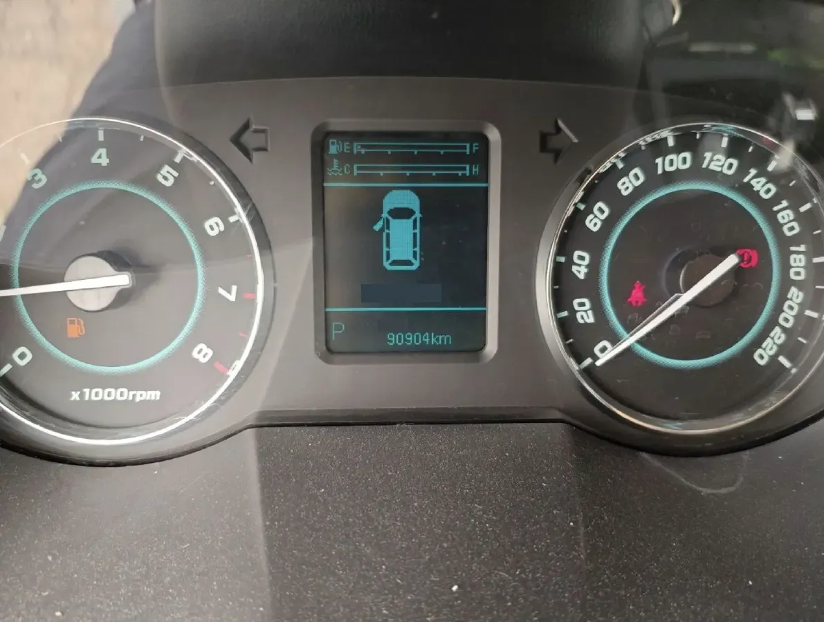 2013 JAC Refine M5 2.0T 177HP L4 5AT,autocango,china used car exporter,china ev exporter,chinese used car exporter,chinese used ev exporter