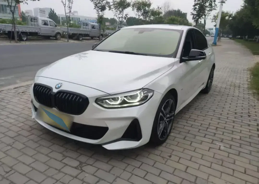 2021 BMW 1 Series 2.0T 192HP L4 7DCT