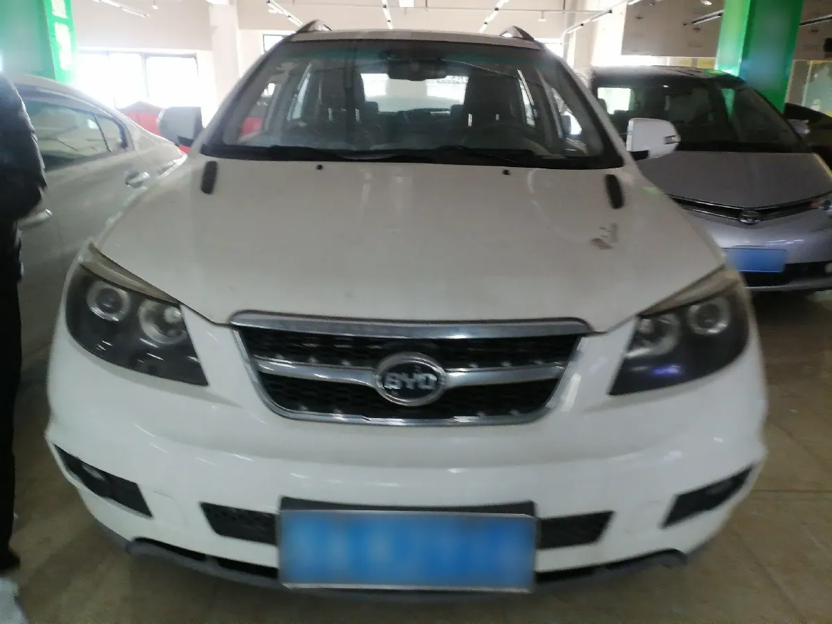 2014 BYD S6 2.4L 167HP L4 6DCT,autocango,china used car exporter,china ev exporter,chinese used car exporter,chinese used ev exporter