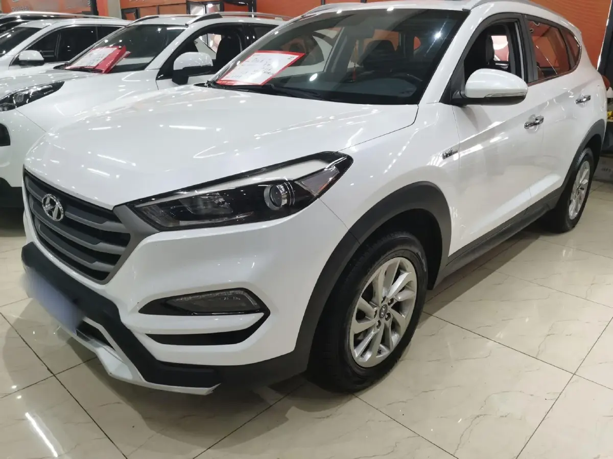 2015 Hyundai Tucson 1.6T 177HP L4 7DCT