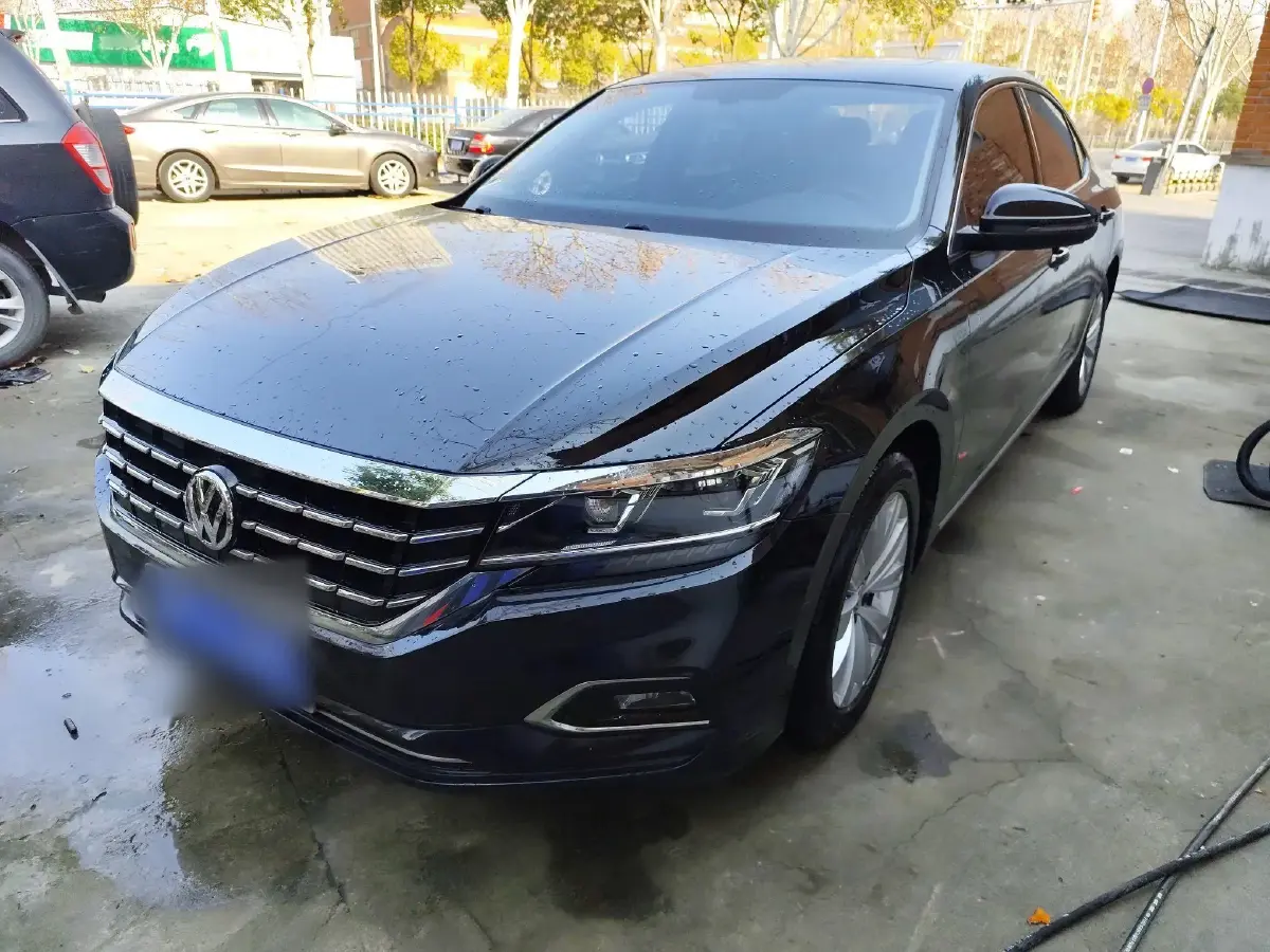 2019 Volkswagen Passat 2.0T 186HP L4 7DCT