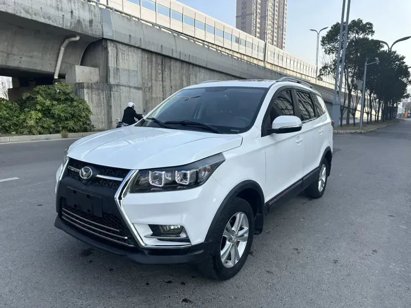 2016 BAIC Hyosow S3 1.5L 113HP L4 5MT,autocango,china used car exporter,china ev exporter,chinese used car exporter,chinese used ev exporter