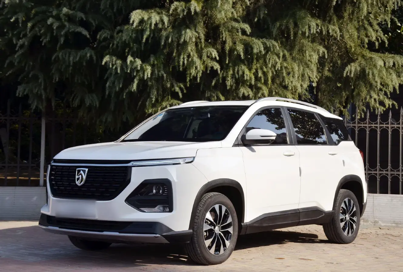 2020 BaoJun 530 1.5T 147HP L4 CVT