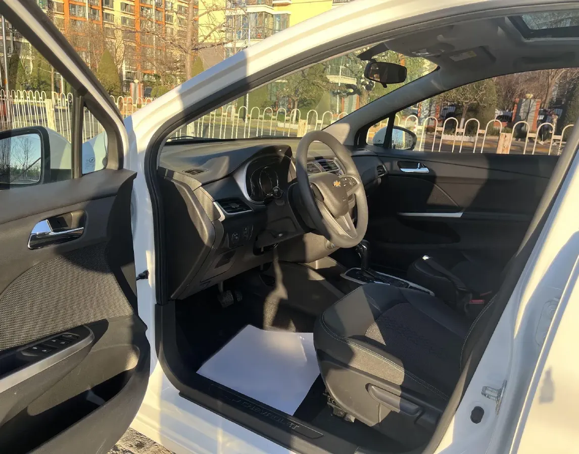 2016 Chevrolet Lova RV 1.5L 113HP L4 4AT,autocango,china used car exporter,china ev exporter,chinese used car exporter,chinese used ev exporter