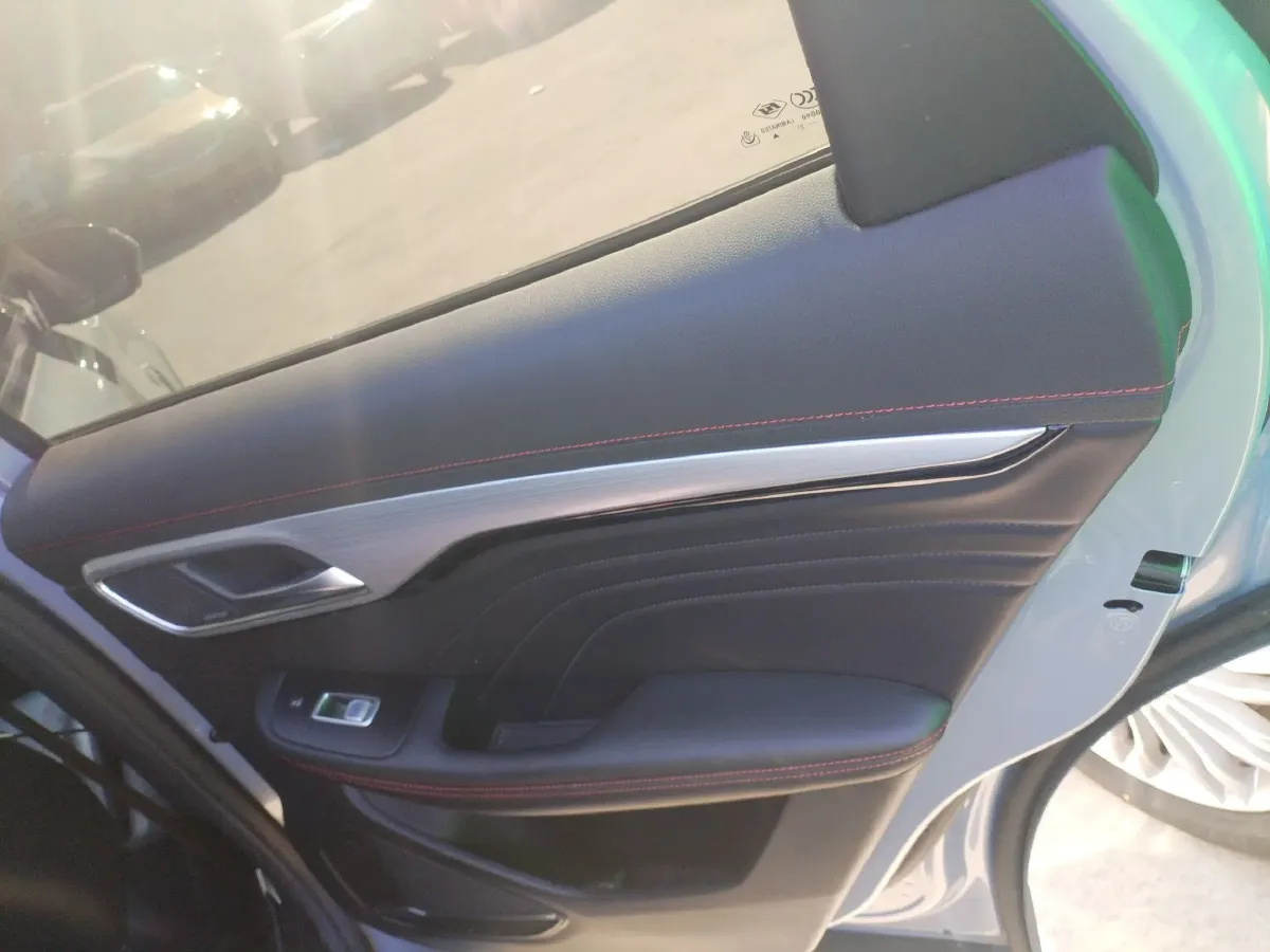 2021 Rising Auto MARVEL R 2AT BEV 69.9KWH,autocango,china used car exporter,china ev exporter,chinese used car exporter,chinese used ev exporter