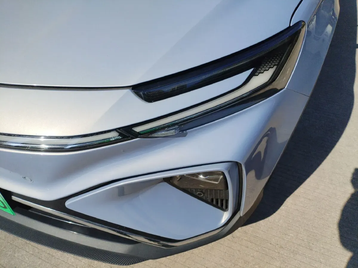 2021 Rising Auto MARVEL R 2AT BEV 69.9KWH,autocango,china used car exporter,china ev exporter,chinese used car exporter,chinese used ev exporter