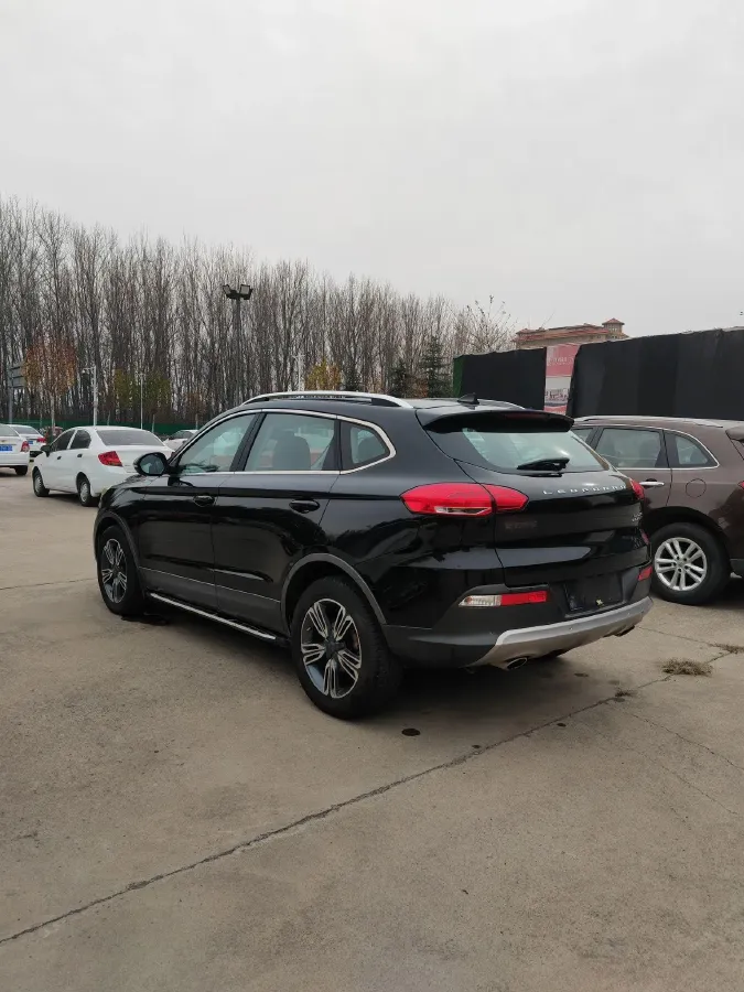 2017 Leopaard CS10 2.0T 177HP L4 6DCT,autocango,china used car exporter,china ev exporter,chinese used car exporter,chinese used ev exporter