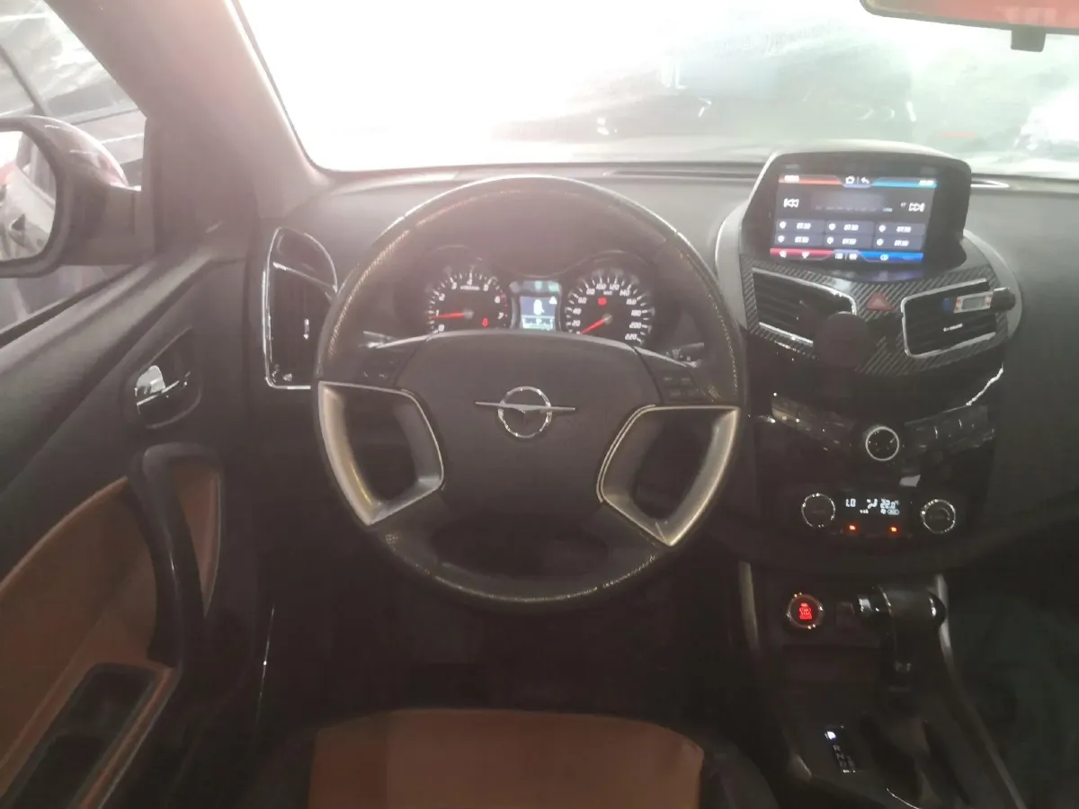 2015 HaiMa S5 1.5T 163HP L4 CVT,autocango,china used car exporter,china ev exporter,chinese used car exporter,chinese used ev exporter