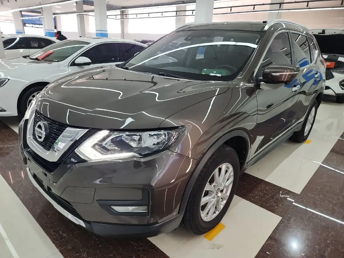 2021 Nissan X-Trail 2.0L 151HP L4 CVT