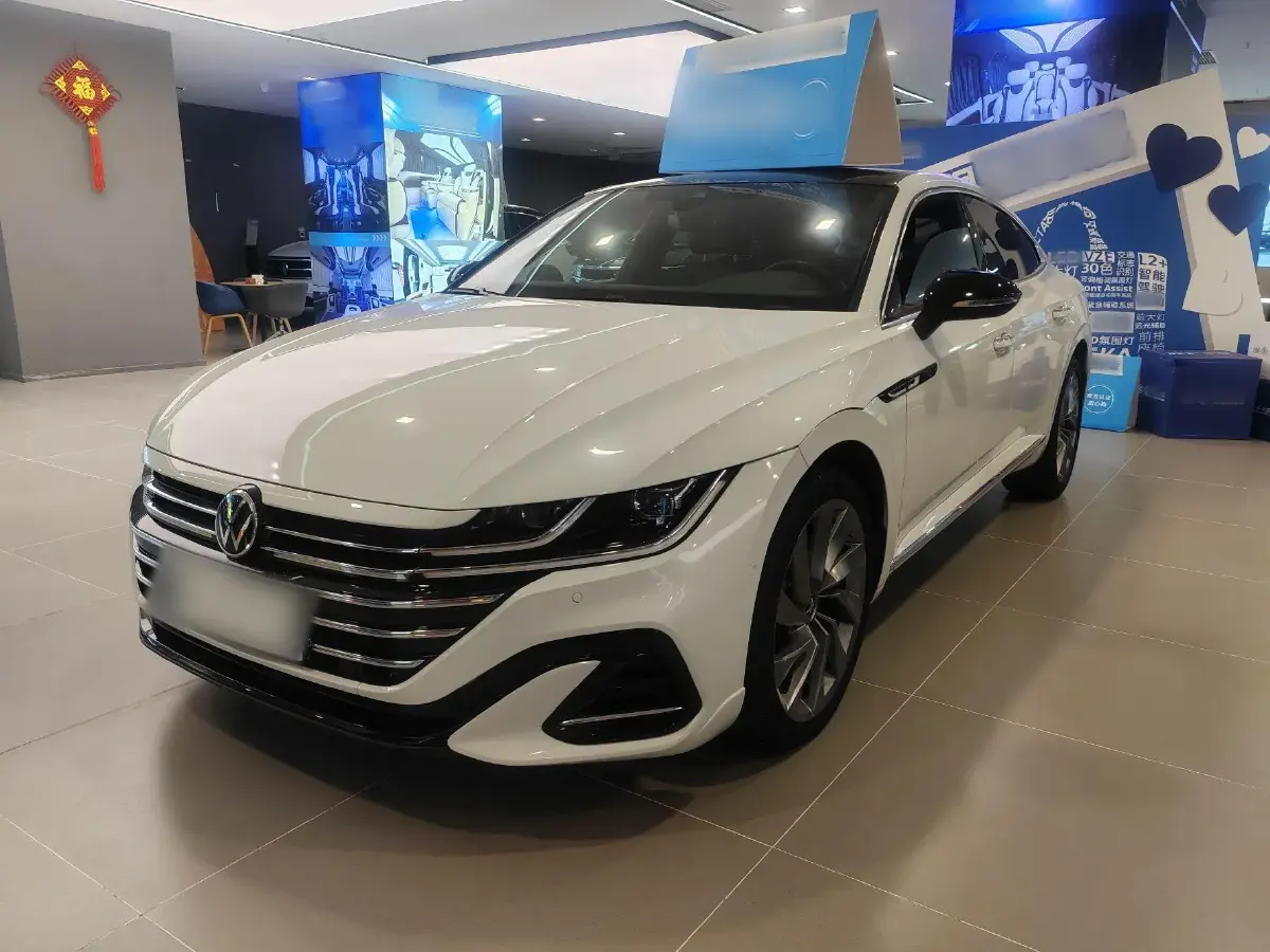 2021 Volkswagen CC 2.0T 220HP L4 7DCT