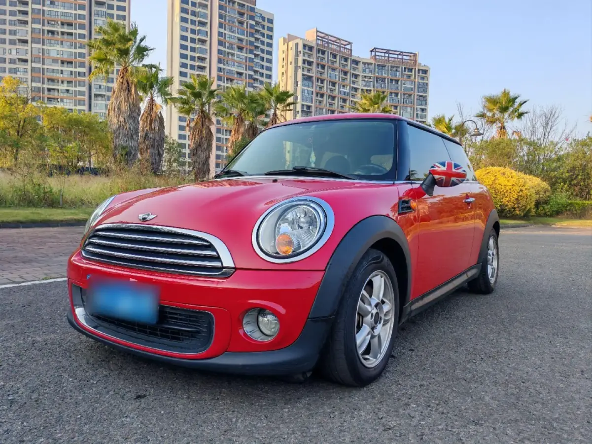 2011 MINI MINI 1.6L 98HP L4 6AT