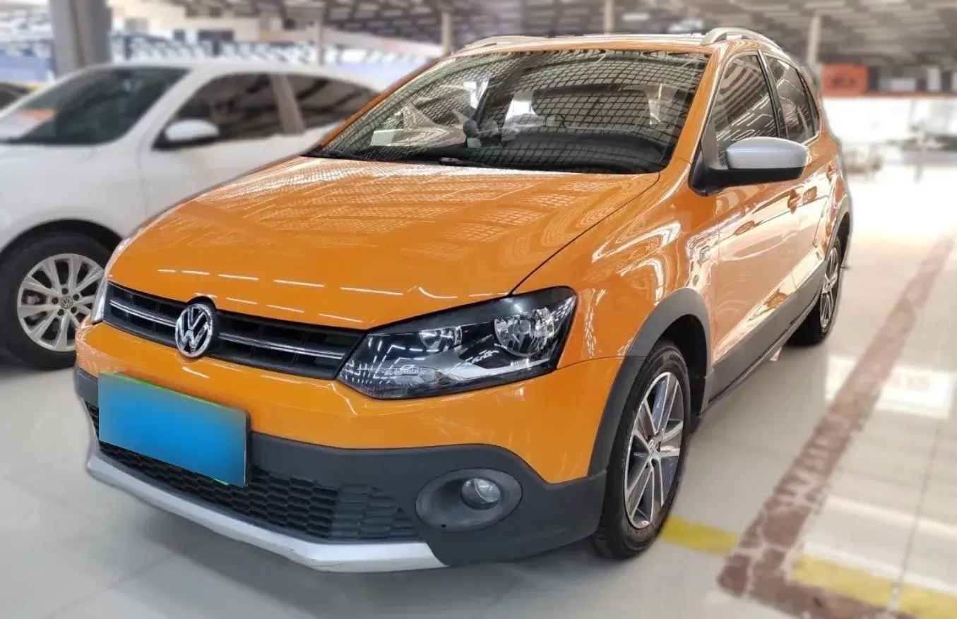 2012 Volkswagen Polo 1.6L 105HP L4 6AT