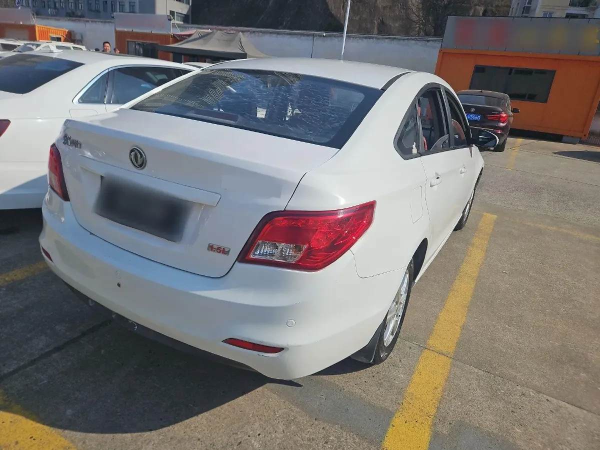 2016 DongFeng Forthing Joyear S50 1.5L 120HP L4 5MT,autocango,china used car exporter,china ev exporter,chinese used car exporter,chinese used ev exporter
