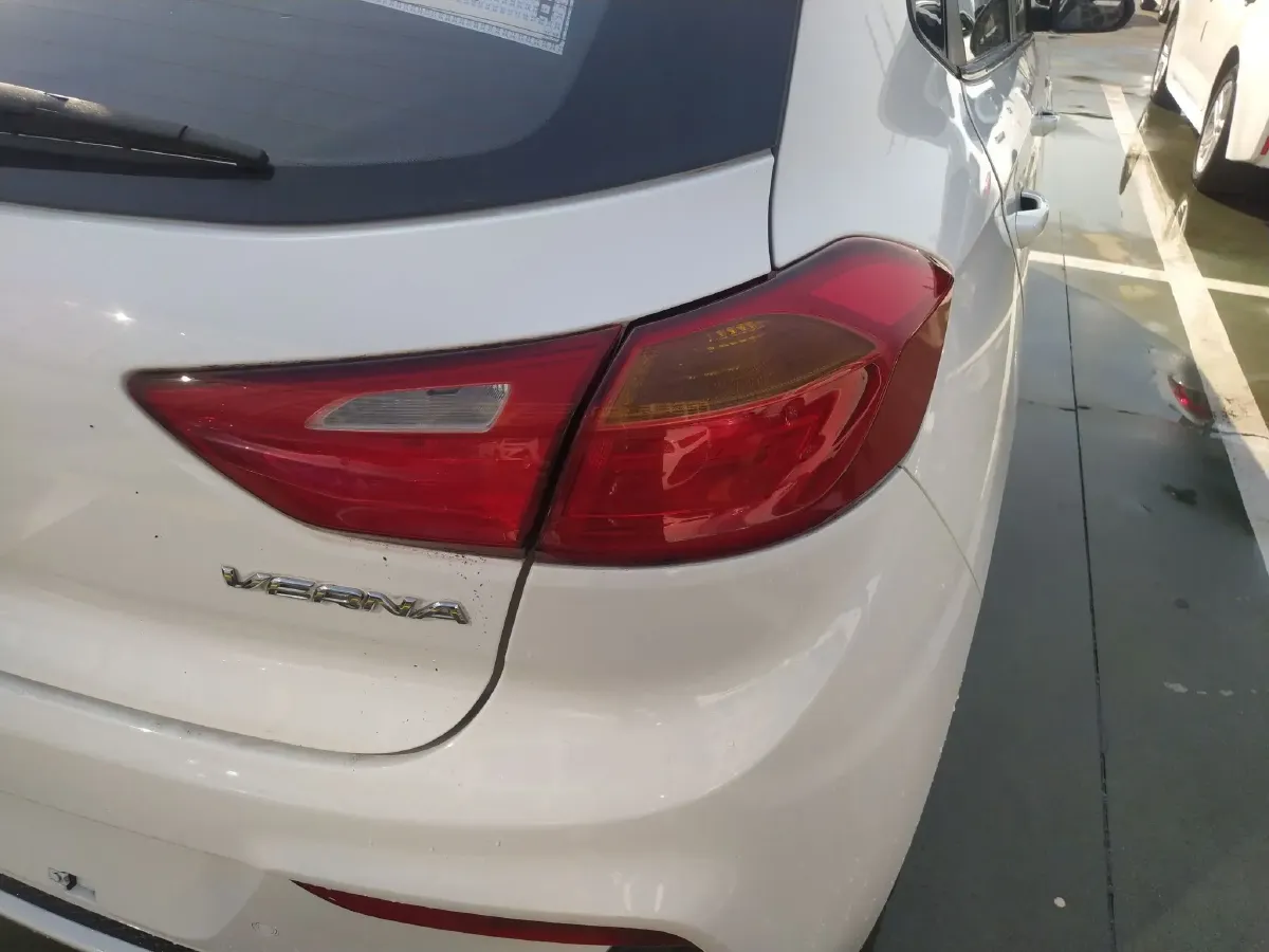 2017 Hyundai Verna RV 1.4L 100HP L4 6AT,autocango,china used car exporter,china ev exporter,chinese used car exporter,chinese used ev exporter