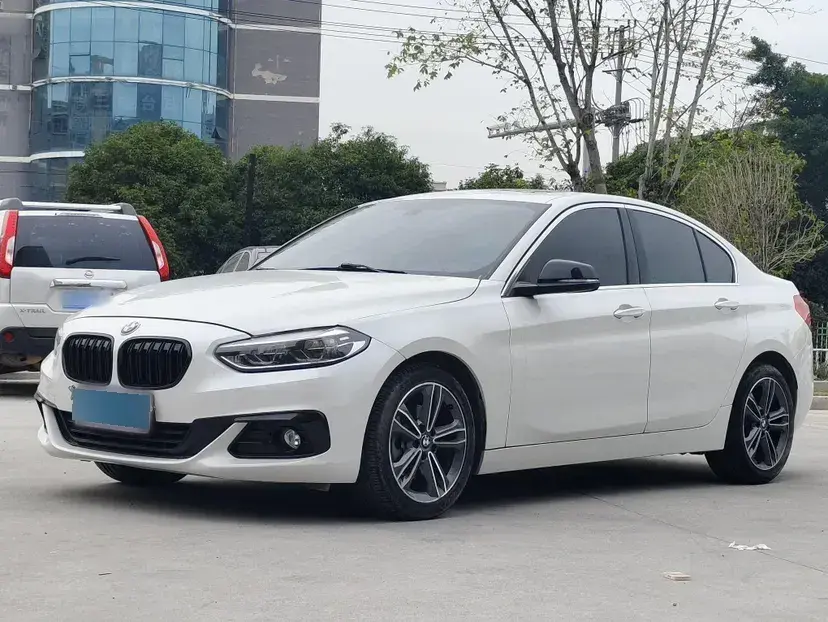 2018 BMW 1 Series 1.5T 136HP L3 6AT