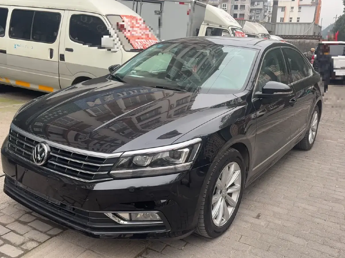 2017 Volkswagen Passat 1.8T 180HP L4 7DCT