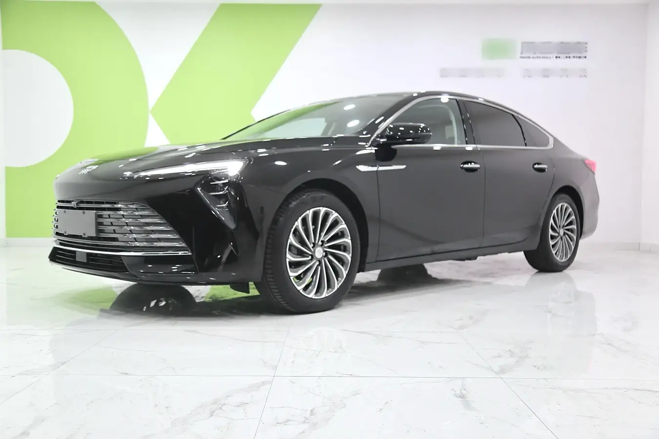 2023 Buick Larcosse 2.0T 237HP L4 9AT