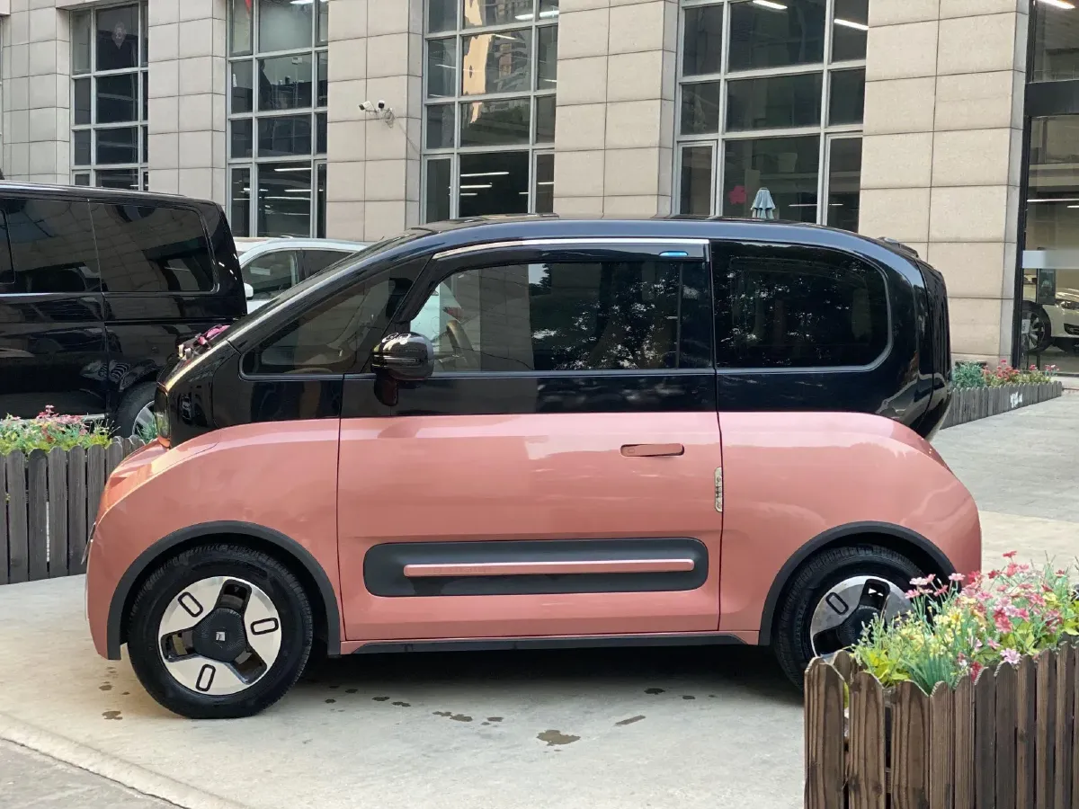 2020 BaoJun E300 BEV 31.9KWH,autocango,china used car exporter,china ev exporter,chinese used car exporter,chinese used ev exporter